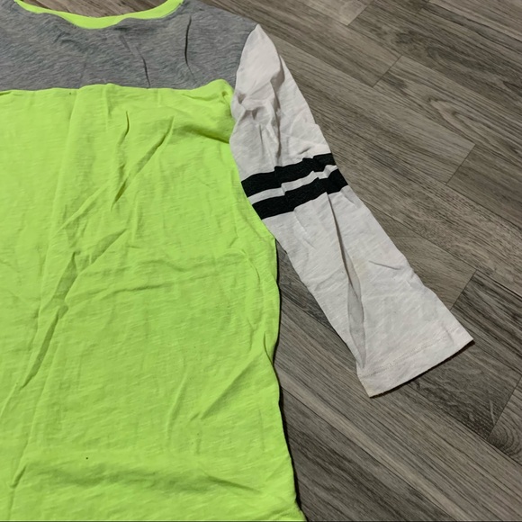 PINK Victoria’s Secret Neon Green 3/4 long sleeve Shirt; XS - Picture 11 of 12